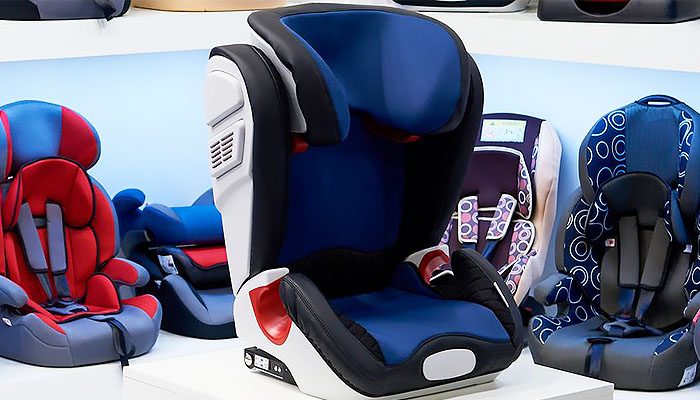 Что лучше выбрать для перевозки ребенка в машине: бустер или автокресло