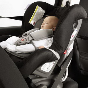 Ребенок в автолюльке – сколько можно перевозить малыша (фото 1)