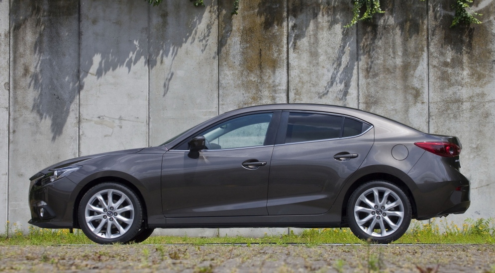 mazda3_sedan_14.jpeg